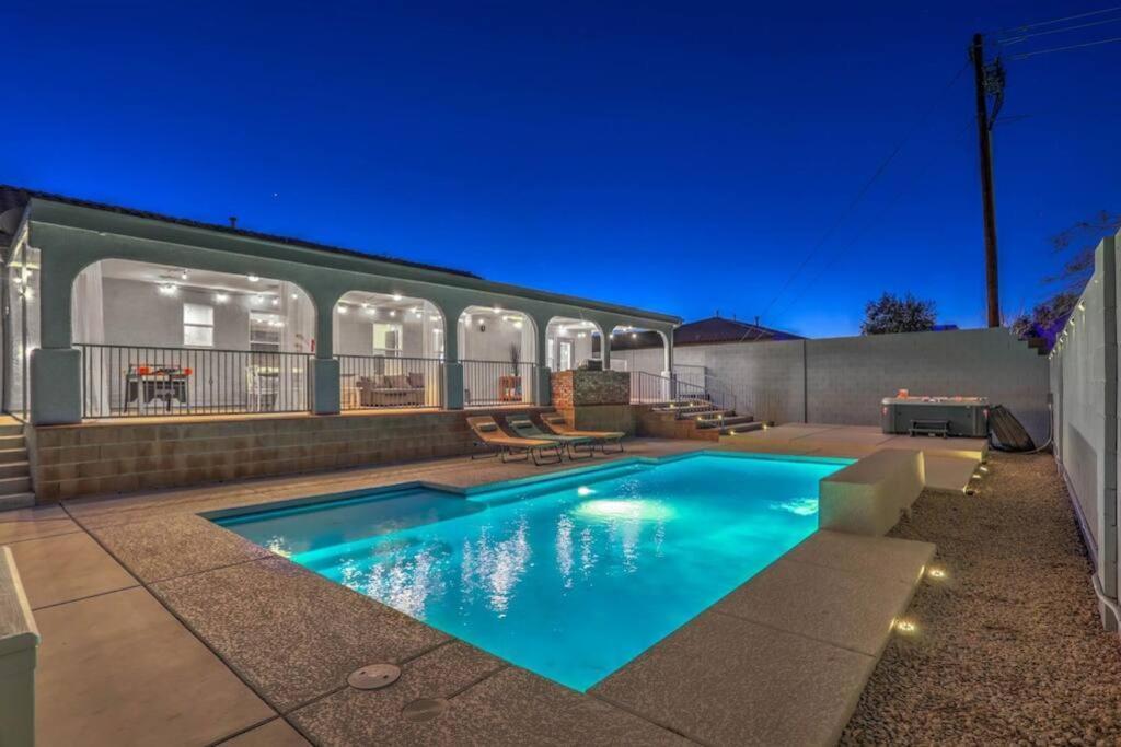 Cozy Desert Retreat - Pool, Spa, Views Хендерсон Экстерьер фото